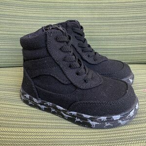 Fabkids Black Sneakers with Textured Upper and Camouflage Sole